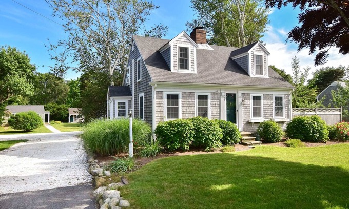 West Chatham Casa | Pool Coming June 2026, Game Barn, Bonus Cottage!