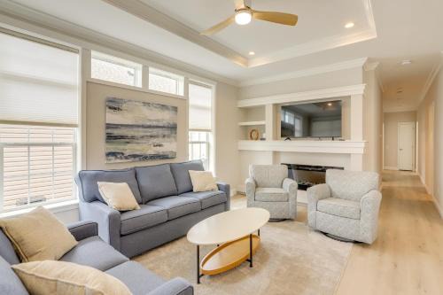 Marblehead Casa | Pool and Fishing Pier Access Marblehead Home!