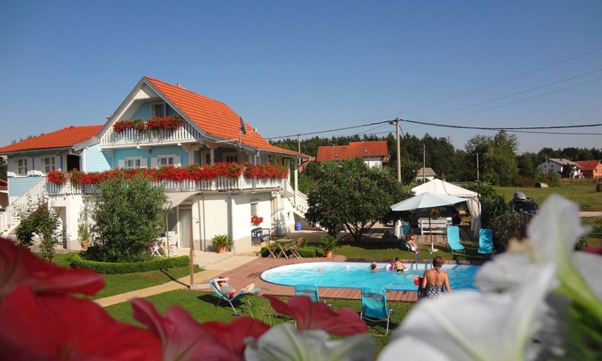 Grabovac Apartamento | Pool Apartments Plitvice Lakes