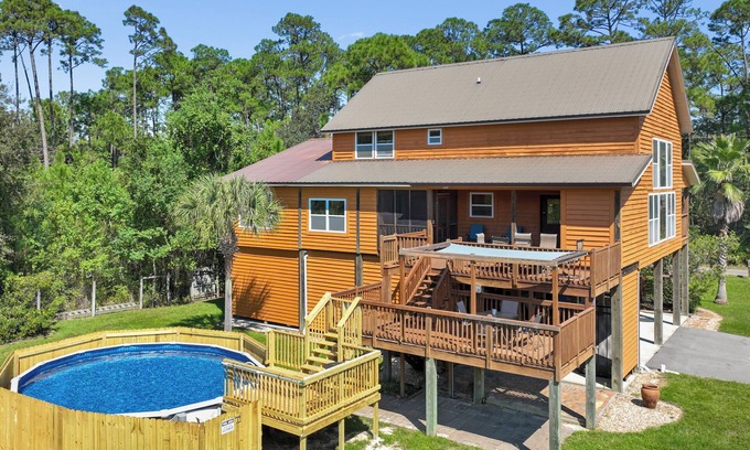 Pass Christian Casa | Pool, Boat Ramp, Games, Pass Christian Waterfront Sleeps 18 Guests 6 Bedrooms