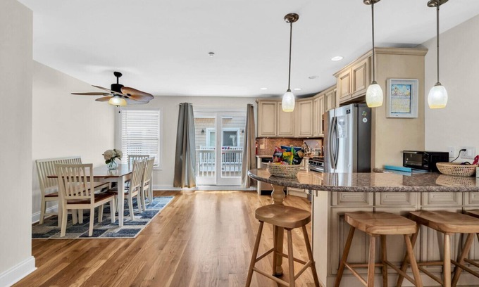 Seaside Heights Casa | Pool & Hot Tub Access, Steps to Beach & Boardwalk