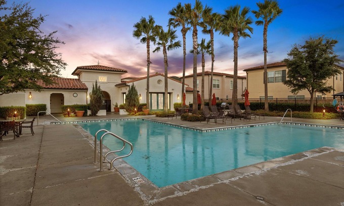 Santa Clarita Casa | Pool & Hot Tub Retreat 12 mins from Magic Mountain