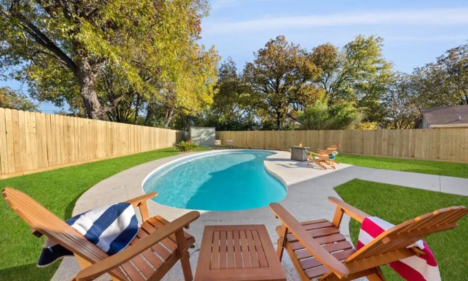 Temple Casa | Pool House close to Temple Baylor Scott & White