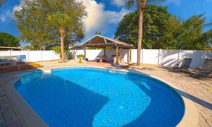 Oak Ridge Casa | Pool-Jacuzzi & Palm Trees/8 Universal/15 Disney