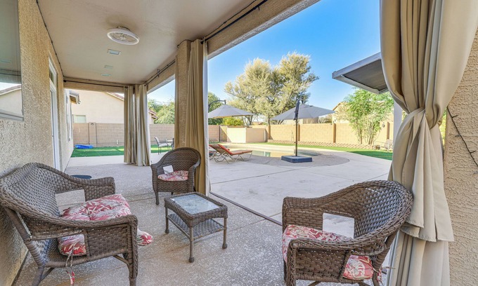 San Tan Valley Casa | Pool & Patio: San Tan Valley Getaway!