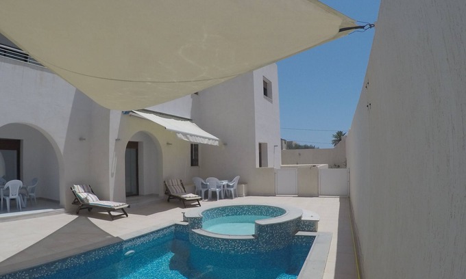 Djerba Midun Cabaña | PISCINA RESIDENCIA PARA 10 PERSONAS