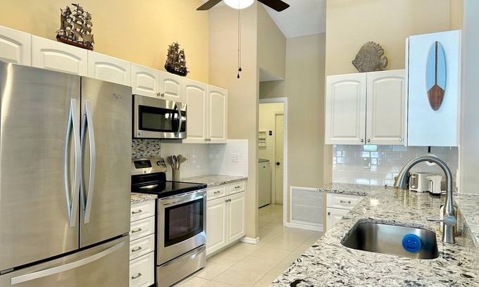 Sebastian Highlands Casa | Pool Retreat & Minutes to the Beach!
