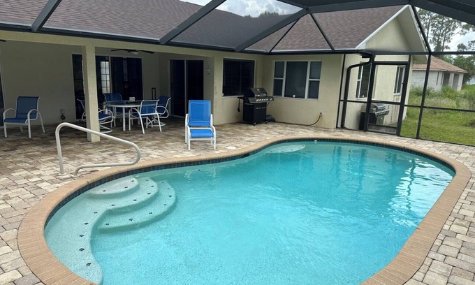 Lehigh Acres Casa | Pool, space, privacy, location!