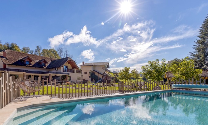 Smarje pri Jelsah Apartamento | Pool Suite Black Cumin, Podplat, Slovenia