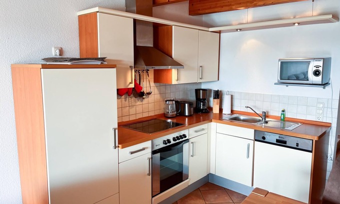 Alt Gaarz Apartamento | Uso de piscina, dos baños, terraza y balcón.