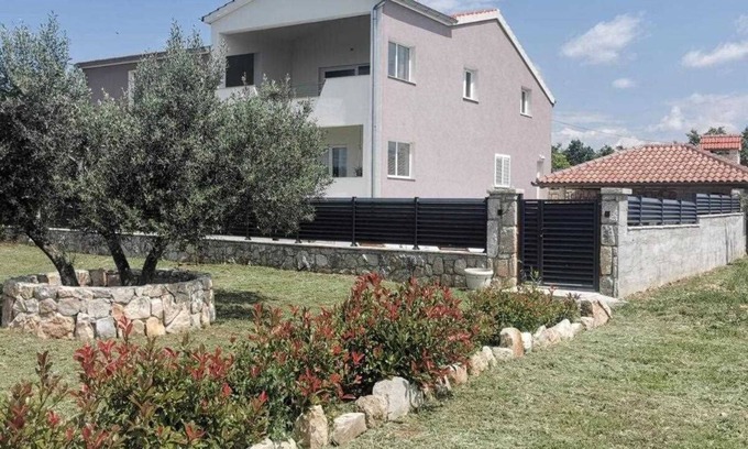 Oklaj Villa | Villa con piscina en Slinte, Parque Nacional Krka