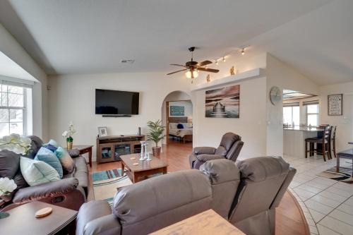 Lake Havasu City Casa | Pool with Waterslide Lake Havasu City Home
