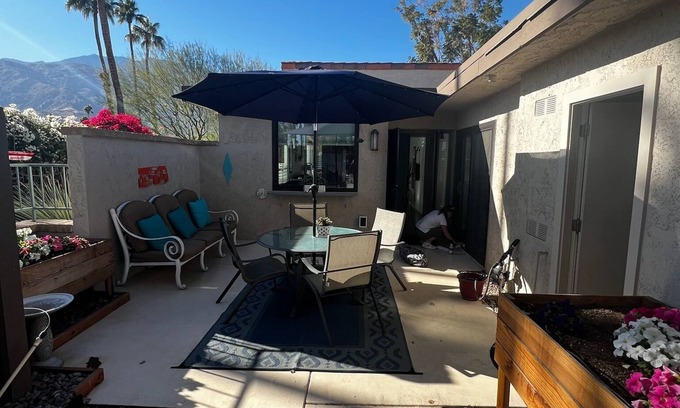 Sunrise Vista Chino Condominio | Pools, Palms and Pickleball Paradise