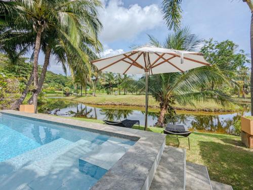 Klong Son Apartamento | Poolside Apartments and Rooms - by KohChangVillas