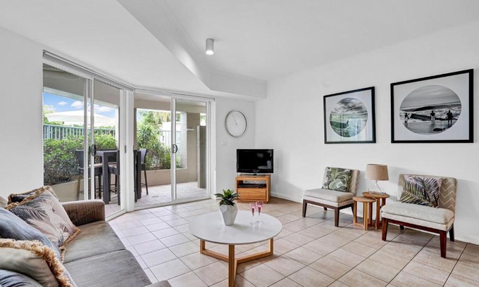Palm Beach Apartamento | Poolside at Iluka Resort Apartments