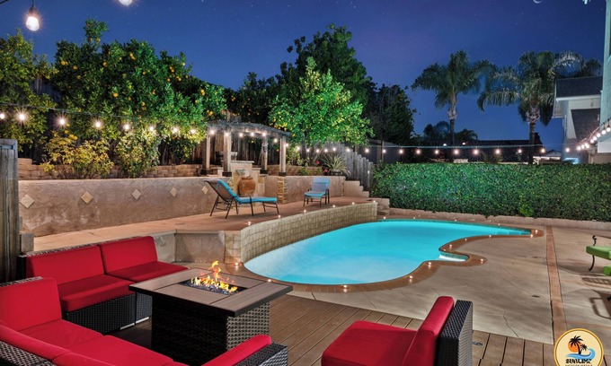 San Diego Casa | Poolside Bliss- 4BR Upscale Tierrasanta Getaway