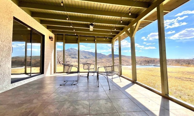 Patagonia Casa | Poolside Escape Near Patagonia