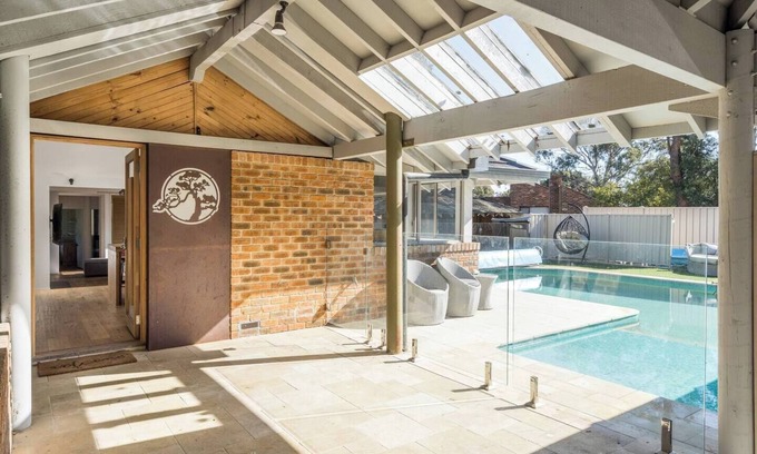 Mount Eliza Casa | Poolside Haven Your Mount Eliza Family Getaway