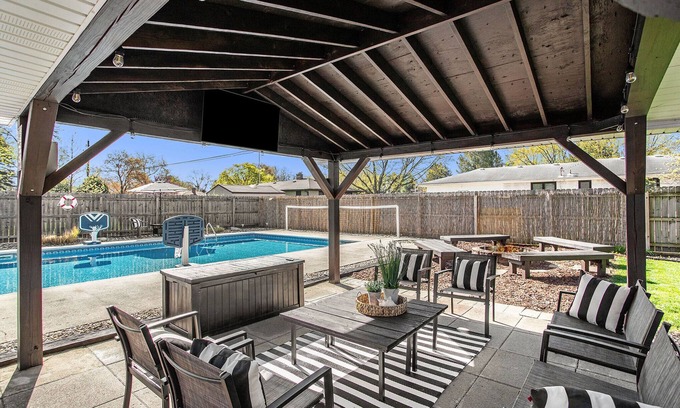 Stevensville Casa | Poolside Playhouse: Beach Getaway, Firepit & Games