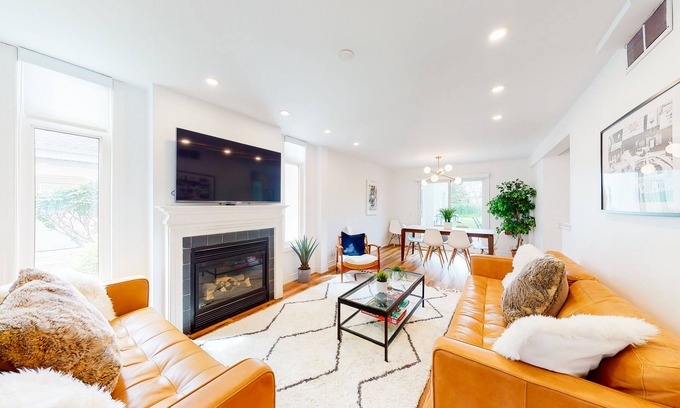 The Blue Mountains Condominio | Pop-Culture Fun - Blue Mountain Retreat, Shared Pool, Slope View, On Golf Course