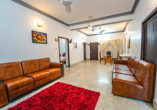 Thiruvananthapuram Cama Y Desayuno | Pop Tavern Deluxe Villa Kovalom by VOYE HOMES