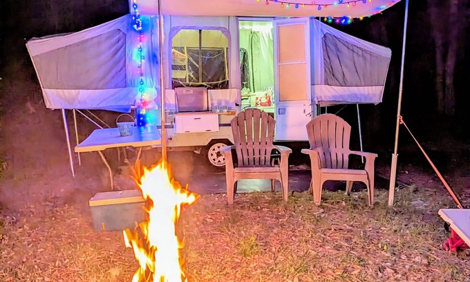 Edgar Alquiler De RV | Pop-Up Glamping Adventure. !Pet Welcome!