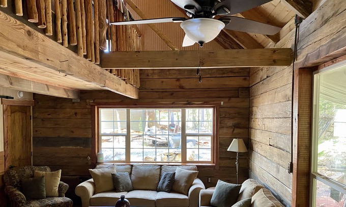 Boles Cabina | Poppaw’s Crooked Cabin @ Wyld Farms