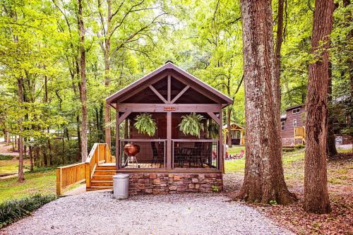 Lookout Valley Neighborhood Association Casa | Pops Cabin Lookout Mountain Luxury Tiny Home