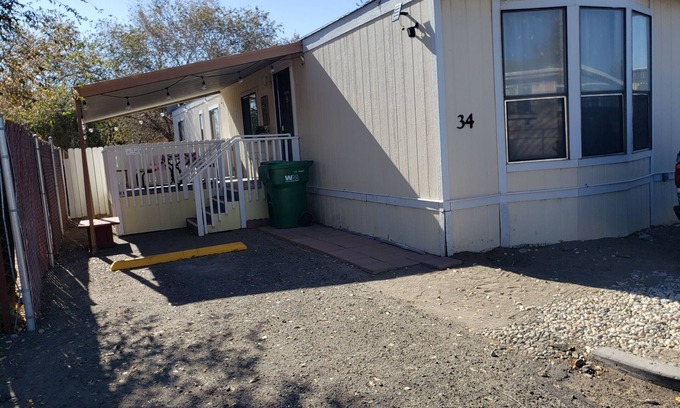 Fernley Casa | Porch house