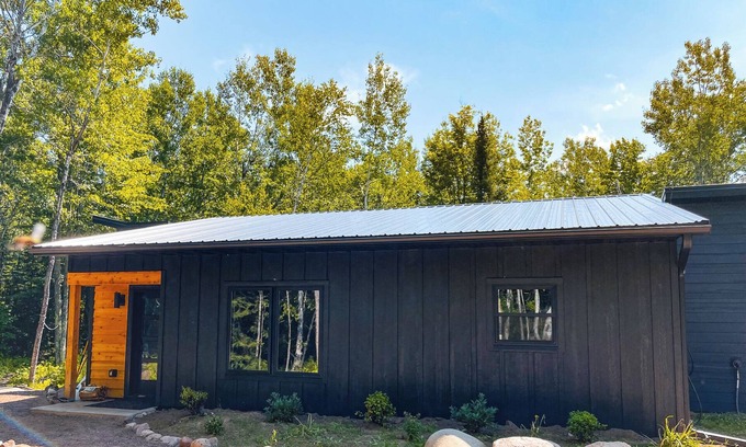 Herbster Casa | Porcupine Bluff | Modern Home, Lake Views