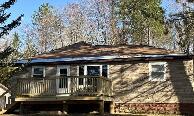 Ontonagon Casa | Porcupine Place- Remodeled 3 bedroom in Upper Peninsula's "Pure Michigan"
