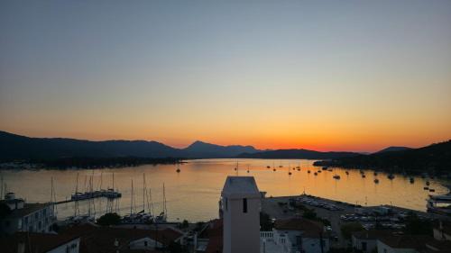 Poros Apartamento | Poros sunset house