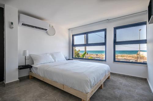 Haifa Apartamento | PORT CITY HAIFA - BAT GALIM oceanfront luxury - MAMAD
