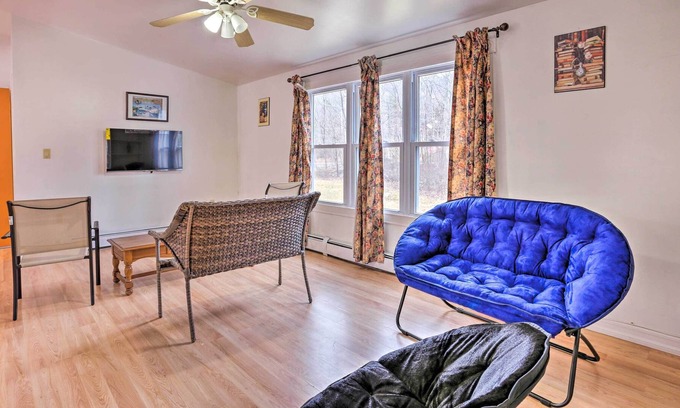 Port Jervis Casa | Vacation Rental w/ Deck ~ 5 Mi to Port Jervis