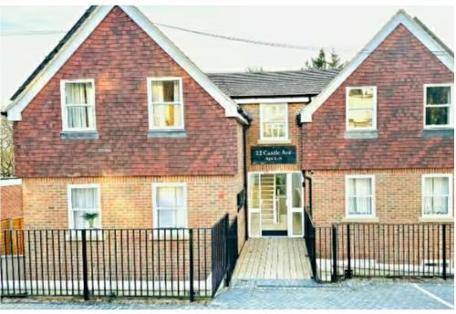 Dover Casa | Port of Dover Lodge 20 sleeps