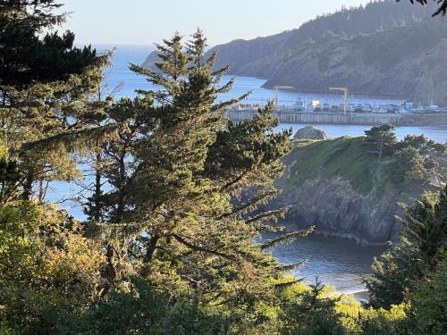 Port Orford Casa | Port Orford View Home