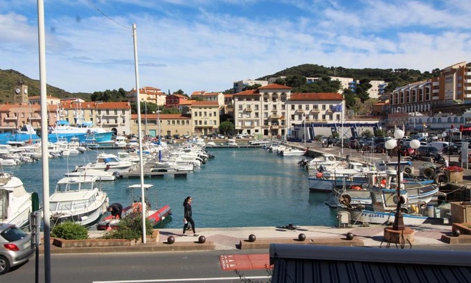 Port-Vendres Apartamento | Port-Vendres: T2 4 pers ascenseur, loggia ensoleillée, près des commerces - FR-1-309-188