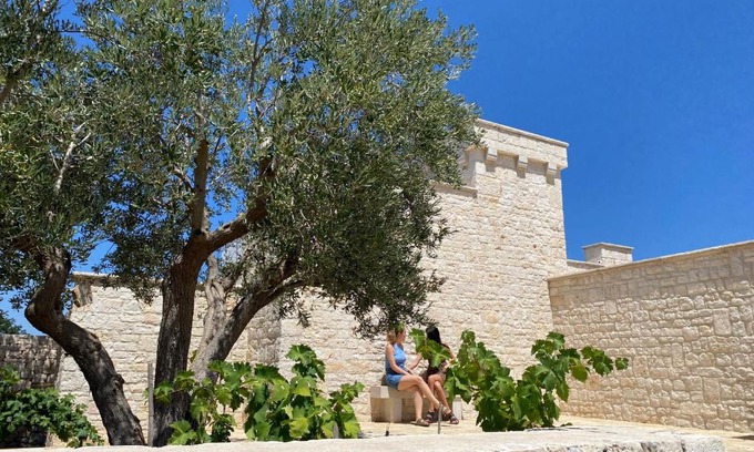 Noci Casa | Porta dell'est