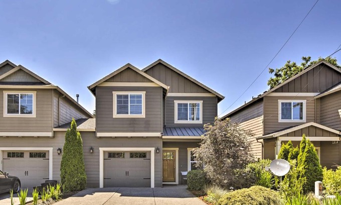 Oak Grove Casa | Portland Home with Private Hot Tub 9 Mi to Downtown