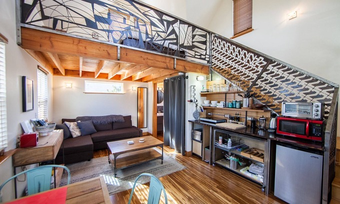 Mississippi District Cabaña | Portland's LemonDoor Micro-Loft surrounded by lush gardens in fun, close-in area