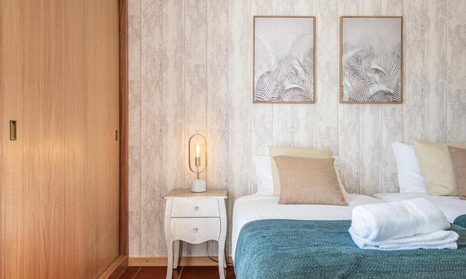 Porto Moniz Apartamento | Porto Moniz City Centre by Homie