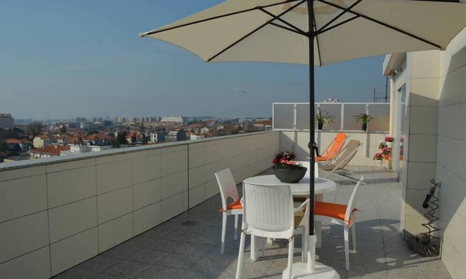 Cedofeita Apartamento | Porto: "Musical Porto" - Fabulosa vista de la "Casa da Música" y sus alrededores