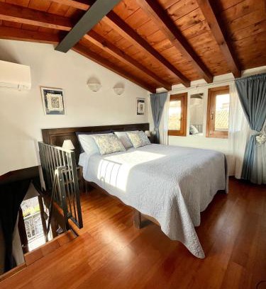 Sirmione Old Town Apartamento | Porto Valentino Apartment