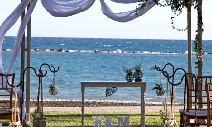 Agios Tychon Hotel | Poseidonia Beach Hotel