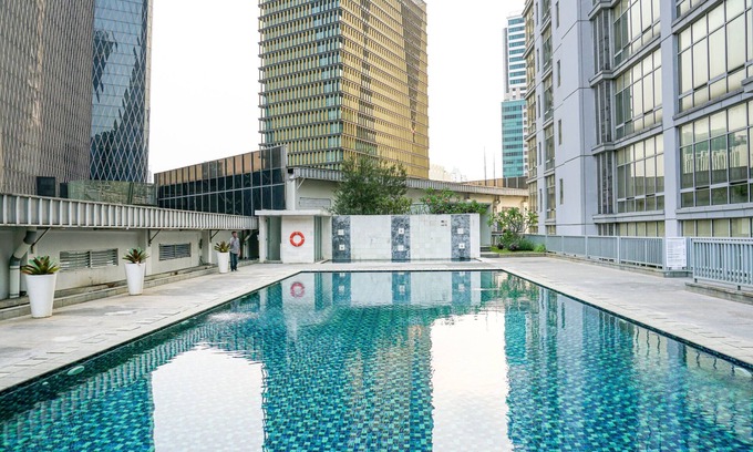 Karet Apartamento | Posh 2BR at The Empyreal Condominium Epicentrum Apartment