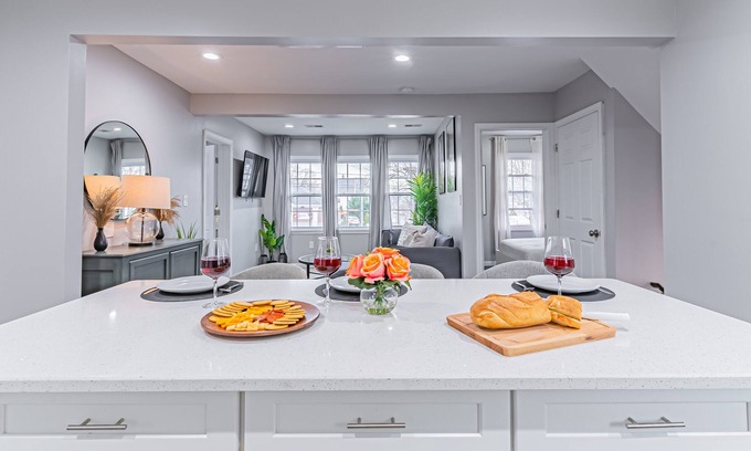 Vauxhall Casa | Posh living Condo Plainfield nj