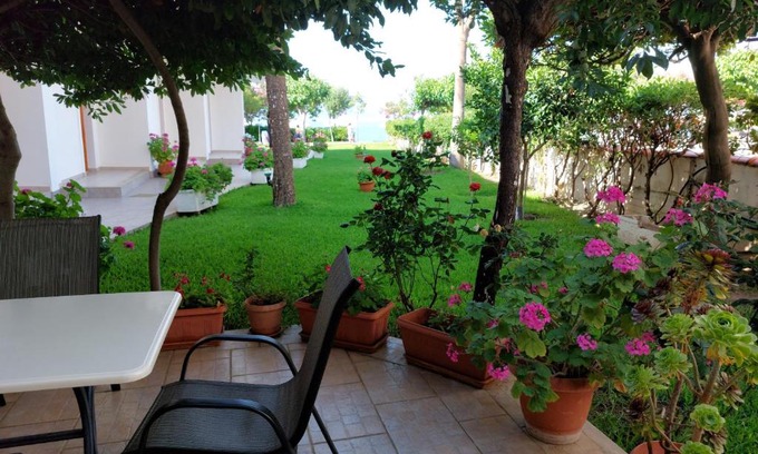 Amarinthos Apartamento | Posidonia Pension