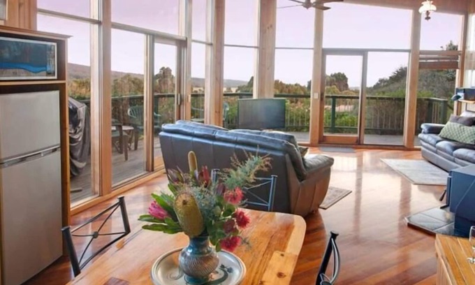 Johanna Cabaña | Possum Cottage on the Great Ocean Road.