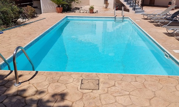 Steni Apartamento | Potamos Studio, Small Village Center Shared Swimming Pool