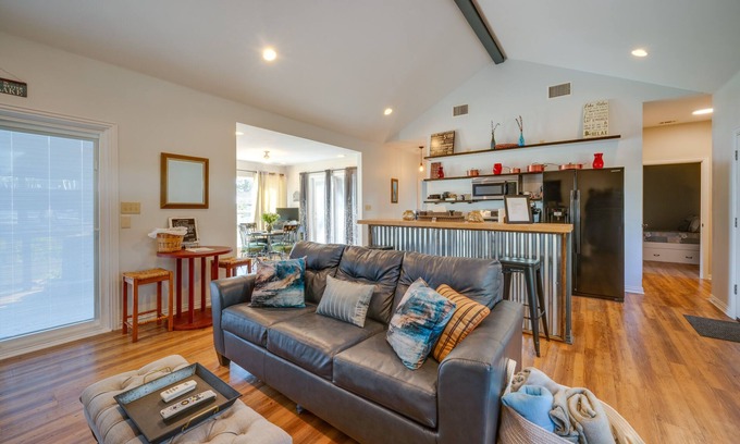 Pottsboro Casa | Pottsboro Vacation Rental - Walk to Lake Texoma!